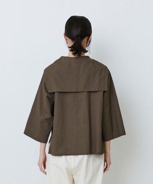 LOISIR（ロワズィール）の「コットンリネンクロス刺繍入りセーラーカラーブラウス（シャツ/ブラウス・レディース・ブラック/カーキ・FREE）」の18枚目の写真