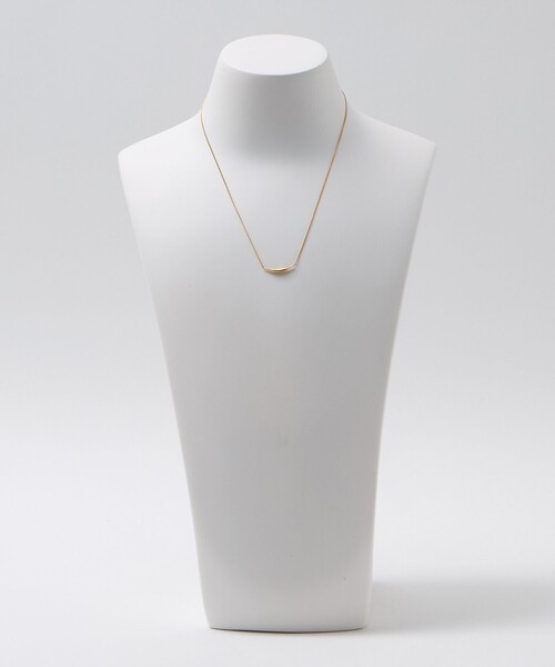 green label relaxing（グリーンレーベルリラクシング）の「カーブバー ネックレス（ネックレス・レディース・シルバー/ゴールド・FREE）」の6枚目の写真