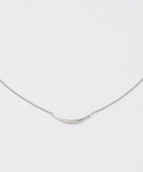 green label relaxing（グリーンレーベルリラクシング）の「カーブバー ネックレス（ネックレス・レディース・シルバー/ゴールド・FREE）」の7枚目の写真