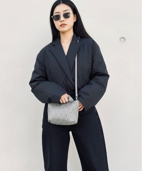 IO(イオ)(イオ)の「HERB/Intrecciato 2way small Tote Bag with Pouch/ポーチ付き2ウェイスモールトートバッグ(トートバッグ・レディース・ブラウン/グレー/アイボリー/ブラック・FREE)」の3枚目の写真