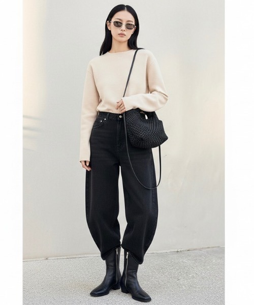 IO(イオ)(イオ)の「HERB/Intrecciato 2way small Tote Bag with Pouch/ポーチ付き2ウェイスモールトートバッグ(トートバッグ・レディース・ブラウン/グレー/アイボリー/ブラック・FREE)」の2枚目の写真