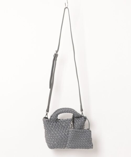 IO(イオ)(イオ)の「HERB/Intrecciato 2way small Tote Bag with Pouch/ポーチ付き2ウェイスモールトートバッグ(トートバッグ・レディース・ブラウン/グレー/アイボリー/ブラック・FREE)」の19枚目の写真