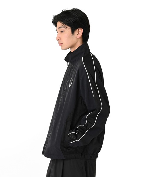 NEW BALANCE(ニューバランス)の「リバーシブルウーブンジャケット(ブルゾン・メンズ・ネイビー/ブラック・SMALL/MEDIUM/LARGE/X-LARGE/XX-LARGE)」の3枚目の写真