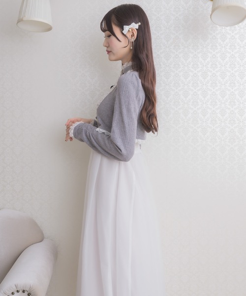 couture BY ROJITA(クチュールバイロジータ)の「チョーカードッキングフレアワンピース(ワンピース・レディース・グレー/ブラック/ホワイト・FREE)」の6枚目の写真