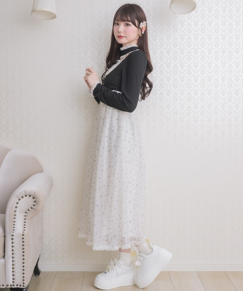 couture BY ROJITA(クチュールバイロジータ)の「チョーカードッキングフレアワンピース(ワンピース・レディース・グレー/ブラック/ホワイト・FREE)」の16枚目の写真