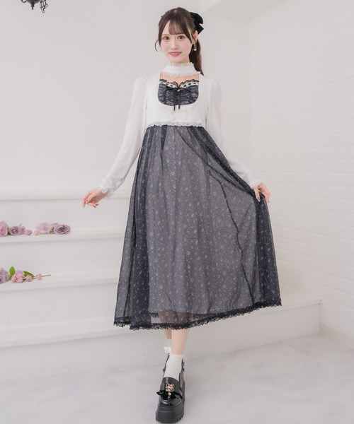couture BY ROJITA(クチュールバイロジータ)の「チョーカードッキングフレアワンピース(ワンピース・レディース・グレー/ブラック/ホワイト・FREE)」の19枚目の写真
