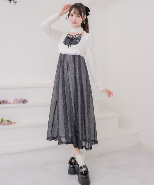 couture BY ROJITA(クチュールバイロジータ)の「チョーカードッキングフレアワンピース(ワンピース・レディース・グレー/ブラック/ホワイト・FREE)」の21枚目の写真