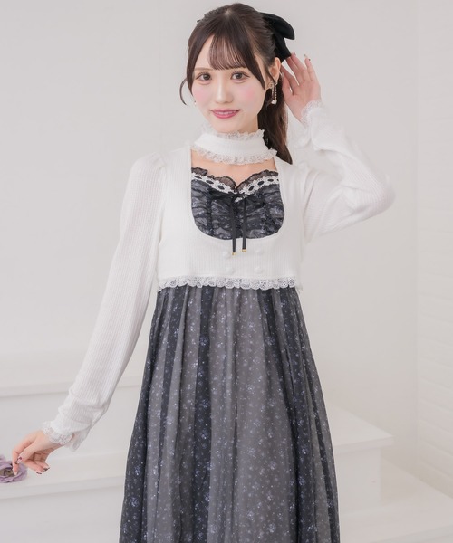 couture BY ROJITA(クチュールバイロジータ)の「チョーカードッキングフレアワンピース(ワンピース・レディース・グレー/ブラック/ホワイト・FREE)」の10枚目の写真
