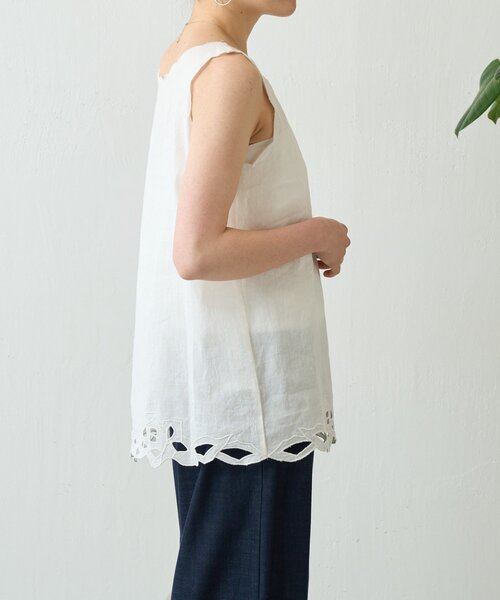 BEARDSLEY(ビアズリー)の「カットワークタンク(シャツ/ブラウス・レディース・ブラック/ホワイト・FREE)」の6枚目の写真