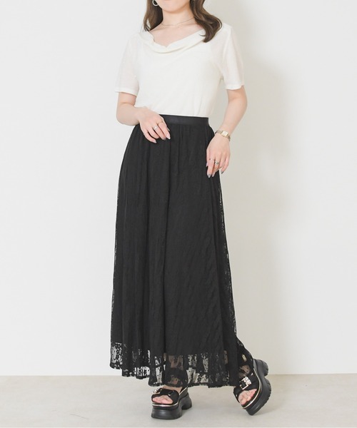 MISCH MASCH(ミッシュマッシュ)の「2026春夏新作 フラワーレースロングスカート(スカート・レディース・ホワイト/ブラック・フリ-)」の5枚目の写真