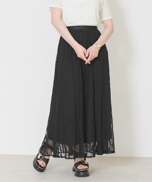 MISCH MASCH(ミッシュマッシュ)の「2026春夏新作 フラワーレースロングスカート(スカート・レディース・ホワイト/ブラック・フリ-)」の4枚目の写真