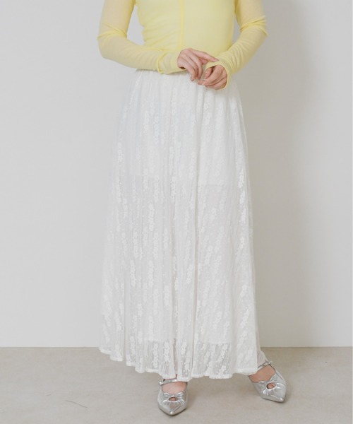 MISCH MASCH(ミッシュマッシュ)の「2026春夏新作 フラワーレースロングスカート(スカート・レディース・ホワイト/ブラック・フリ-)」の8枚目の写真