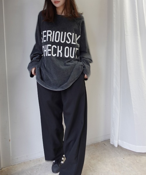 CORNERS(コーナーズ)の「ピグメントロゴプリントオーバーサイズロンT(Tシャツ/カットソー・レディース・アイボリー/イエロー/ネイビー/ボルドー/チャコールグレー・FREE)」の7枚目の写真