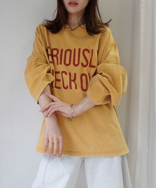 CORNERS(コーナーズ)の「ピグメントロゴプリントオーバーサイズロンT(Tシャツ/カットソー・レディース・アイボリー/イエロー/ネイビー/ボルドー/チャコールグレー・FREE)」の15枚目の写真