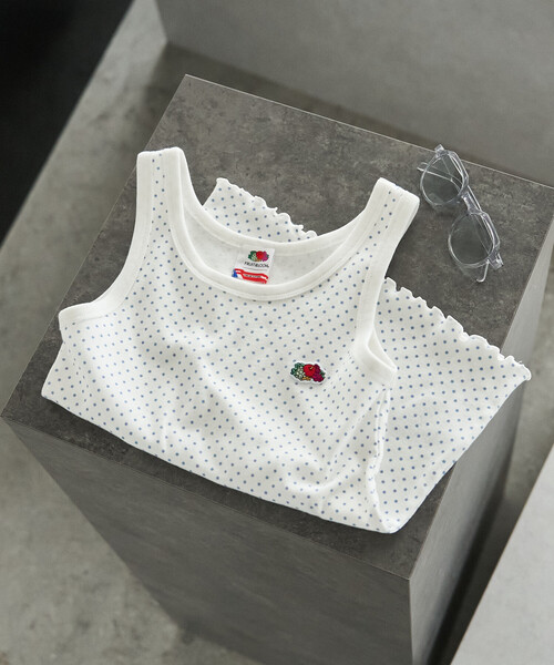 FREAK'S STORE（フリークスストア）の「FRUIT OF THE LOOM × FREAK'S STORE/フルーツオブザルーム 別注 ドット フライスタンクトップ（タンクトップ・レディース・オフホワイト/サックスブルー/チャコール・ﾌﾘ-）」の3枚目の写真