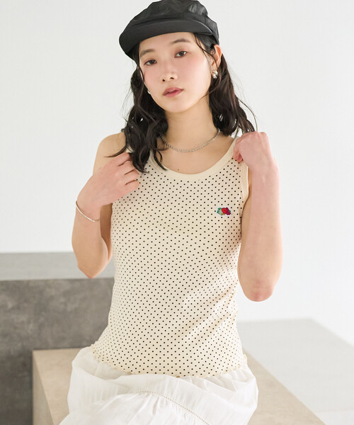 FREAK'S STORE（フリークスストア）の「FRUIT OF THE LOOM × FREAK'S STORE/フルーツオブザルーム 別注 ドット フライスタンクトップ（タンクトップ・レディース・オフホワイト/サックスブルー/チャコール・ﾌﾘ-）」の9枚目の写真