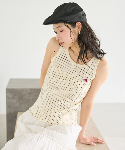FREAK'S STORE（フリークスストア）の「FRUIT OF THE LOOM × FREAK'S STORE/フルーツオブザルーム 別注 ドット フライスタンクトップ（タンクトップ・レディース・オフホワイト/サックスブルー/チャコール・ﾌﾘ-）」の10枚目の写真