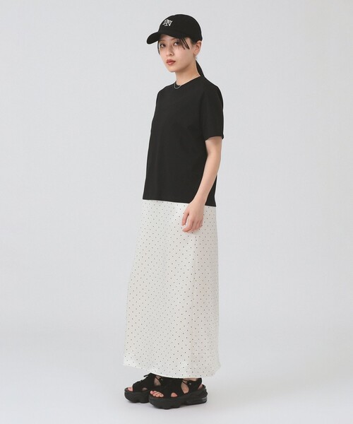 Ray BEAMS（レイビームス）の「ベーシック クルーネック Tシャツ（Tシャツ/カットソー・レディース・ダークブラウン/ホワイト/ブラック・ONE SIZE）」の8枚目の写真