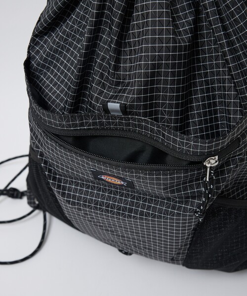 Dickies（ディッキーズ）の「【DICKIES/ディッキーズ】ATHLETIC KNAP GRID / アスレティック ナップサック グリッド / リュック / ユニセックス（バックパック/リュック・メンズ・ホワイト/グレー/ブラック/カーキ・フリー）」の12枚目の写真