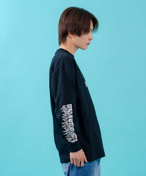 En serio TOKYO（エンソリオトーキョー）の「【SIDEWAYSTANCE】ステッカーアームロゴ長袖Tシャツ 70649（Tシャツ/カットソー・メンズ・ホワイト/オートミール/ブラック・MEDIUM/X-LARGE/SMALL/LARGE）」の18枚目の写真
