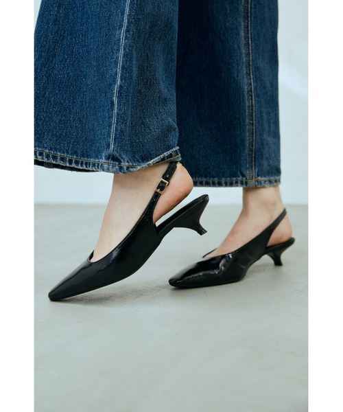 un/neu（アンノイ）の「スクエアトゥ バックストラップミュール（パンプス・レディース・ブラック/イエロー/ホワイト・SMALL/MEDIUM/LARGE）」の7枚目の写真