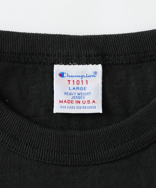 Champion（チャンピオン）の「CHAMPION / チャンピオン 別注 T1011 カレッジプリント Tシャツ（Tシャツ/カットソー・メンズ・ブラックミックス/ブラック×ブラック/ブラック系その他/ブラック・X-LARGE/LARGE/MEDIUM）」の22枚目の写真