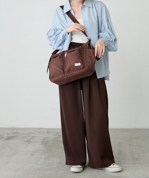 BONLECILL Marche(ボンルシールマルシェ)の「【BONLECILL Marche】《A4収納》7ポケットデイリーショルダーバッグ(ショルダーバッグ・レディース・アイボリー/ブラウン/ブラック・FREE)」の19枚目の写真