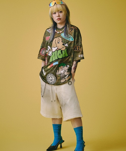 GALFY(ガルフィー)の「【GALFY/ガルフィー】ワッペンだらけでハイになってるTシャツ(Tシャツ/カットソー・メンズ・パープル/ブラウン/カーキ・XL/M/L)」の19枚目の写真
