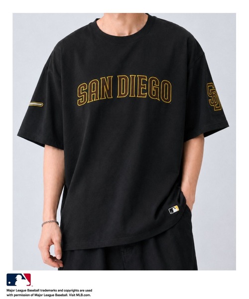 MLB(メジャーリーグベースボール)の「【MLB/メジャーリーグベースボール】チームロゴ フロントワッペン ルーズシルエット 半袖Tシャツ 吸水性 通気性(Tシャツ/カットソー・メンズ・アッシュグレー/ホワイト/スミクロ/ダークブルー・M/L/XL)」の2枚目の写真