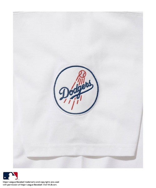 MLB(メジャーリーグベースボール)の「【MLB/メジャーリーグベースボール】チームロゴ フロントワッペン ルーズシルエット 半袖Tシャツ 吸水性 通気性(Tシャツ/カットソー・メンズ・アッシュグレー/ホワイト/スミクロ/ダークブルー・M/L/XL)」の6枚目の写真