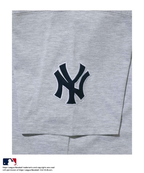 MLB(メジャーリーグベースボール)の「【MLB/メジャーリーグベースボール】チームロゴ フロントワッペン ルーズシルエット 半袖Tシャツ 吸水性 通気性(Tシャツ/カットソー・メンズ・アッシュグレー/ホワイト/スミクロ/ダークブルー・M/L/XL)」の9枚目の写真