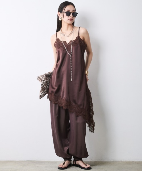 CHIC STYLE(シックスタイル)の「バルーンパンツ<大きいサイズ有>シックスタイル(その他パンツ・レディース・ブラック/ブラウン系・M/L/LL/3L/4L/5L)」の9枚目の写真