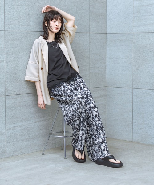 LAKOLE(ラコレ)の「EVAぷっくりトングサンダル / 638021(サンダル・レディース・サンドグレー/ブラック・SMALL/MEDIUM/LARGE)」の13枚目の写真