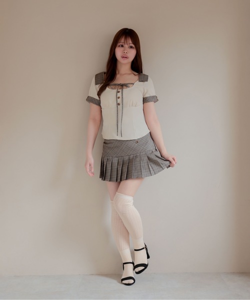 M DOLLY(エムドリー)の「*M DOLLY original* Check milo ribbon set up / チェックミロリボンセットアップ(セットアップ・レディース・ブラック/ベージュ・M/S)」の6枚目の写真