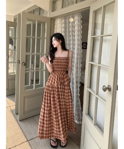 Ritzy(リッツィー)の「ウエストシャーリング チェックキャミソールワンピース(ワンピース・レディース・レッド/ブラック・M/S)」の4枚目の写真