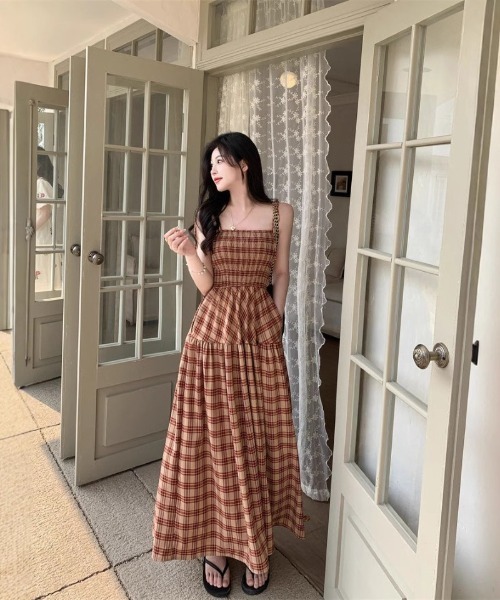Ritzy(リッツィー)の「ウエストシャーリング チェックキャミソールワンピース(ワンピース・レディース・レッド/ブラック・M/S)」の6枚目の写真