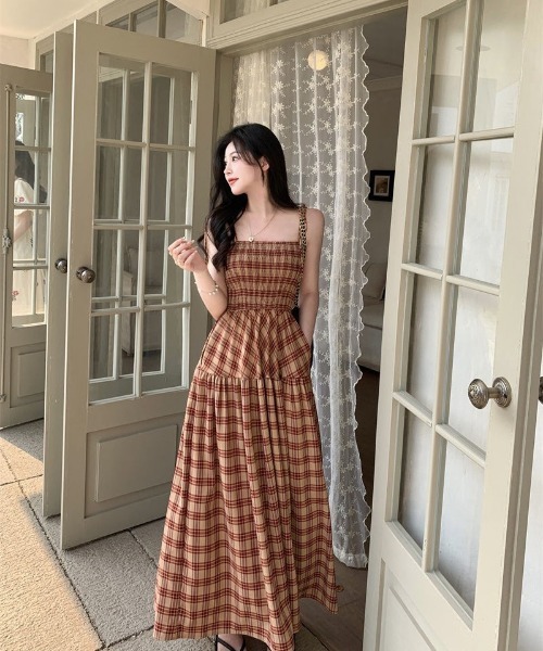 Ritzy(リッツィー)の「ウエストシャーリング チェックキャミソールワンピース(ワンピース・レディース・レッド/ブラック・M/S)」の12枚目の写真