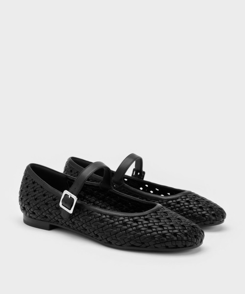 CHARLES & KEITH(チャールズ & キース)の「ウーブン メリージェーン フラット(パンプス・レディース・ブラウン/クリーム/ブラック・25cm/24.5cm/23.5cm/23cm/22.5cm)」の4枚目の写真