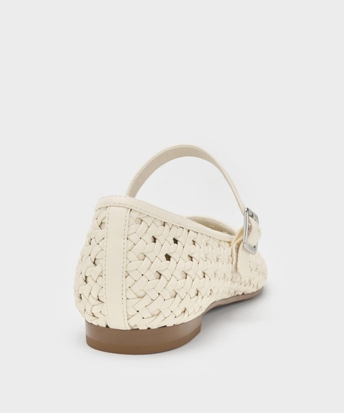 CHARLES & KEITH(チャールズ & キース)の「ウーブン メリージェーン フラット(パンプス・レディース・ブラウン/クリーム/ブラック・25cm/24.5cm/23.5cm/23cm/22.5cm)」の14枚目の写真