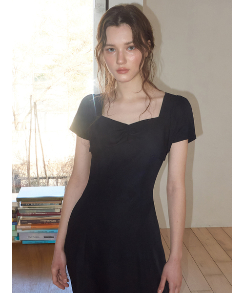 ETMON(エトモン)の「Heart Neck Ribbon Dress, Black(ワンピース・レディース・その他・MEDIUM/SMALL)」の3枚目の写真