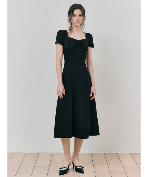 ETMON(エトモン)の「Heart Neck Ribbon Dress, Black(ワンピース・レディース・その他・MEDIUM/SMALL)」の5枚目の写真