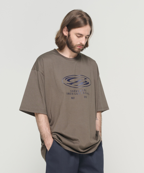 CARGOBROS（カーゴブロス）の「(ビッグサイズ) ラウンドサークルロゴ半袖Tシャツ (カーキ)（Tシャツ/カットソー・メンズ・その他・FREE）」の3枚目の写真