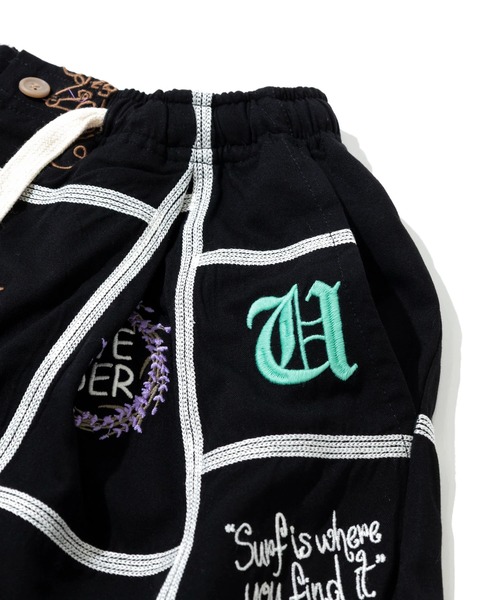 Universal Style Wear(ユニバーサルスタイルウェア)の「Universal Style Wear/ユニバーサルスタイルウェア Patchwork embroidery shorts(その他パンツ・メンズ・ブラック・LARGE/MEDIUM)」の4枚目の写真