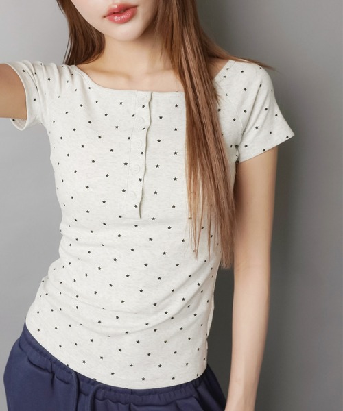 SPINNS（スピンズ）の「総柄半袖カットソー/ヘンリーネック/小花柄/星/全5種（Tシャツ/カットソー・レディース・その他5/その他4/その他3/その他2/その他1・ONESIZE）」の9枚目の写真
