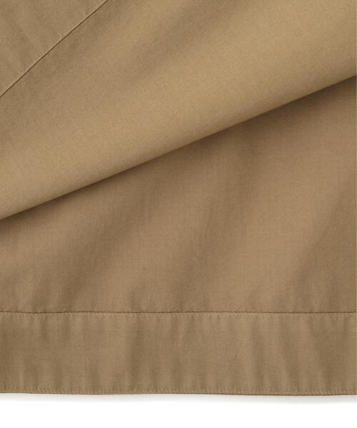 MHL.(エムエイチエル)の「GARMENT DYED COTTON POPLIN(ワンピース・レディース・ネイビー/ベージュ・2/1)」の6枚目の写真