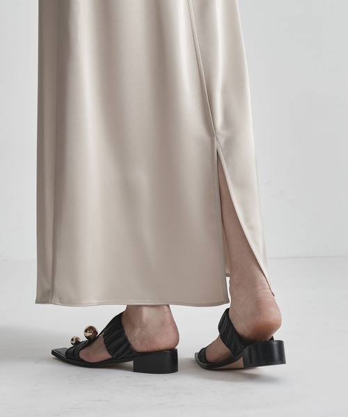 THE TOKYO(ザトウキョウ)の「【THE TOKYO/ザトウキョウ】Satin Tight Skirt/トリアセテートダブルサテンスカート(スカート・レディース・ベージュ/ブラウン/ブラック・2/1)」の10枚目の写真