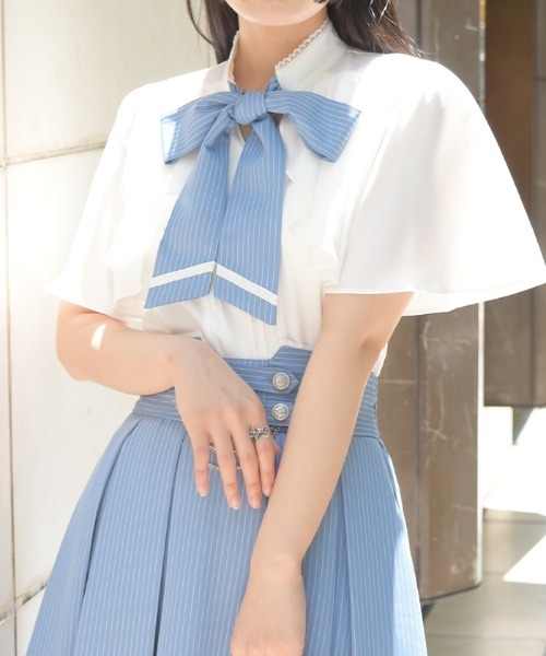 axes femme(アクシーズファム)の「リボン×フラシ半袖ブラウス(シャツ/ブラウス・レディース・ホワイト/グレー/レッド・MEDIUM/LARGE)」の9枚目の写真