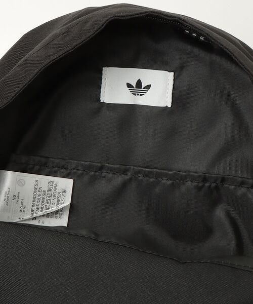 adidas(アディダス)の「SMALL BACKPACK / アディダスオリジナルス adidas Originals(バックパック/リュック・メンズ・ブラック・FREE)」の9枚目の写真