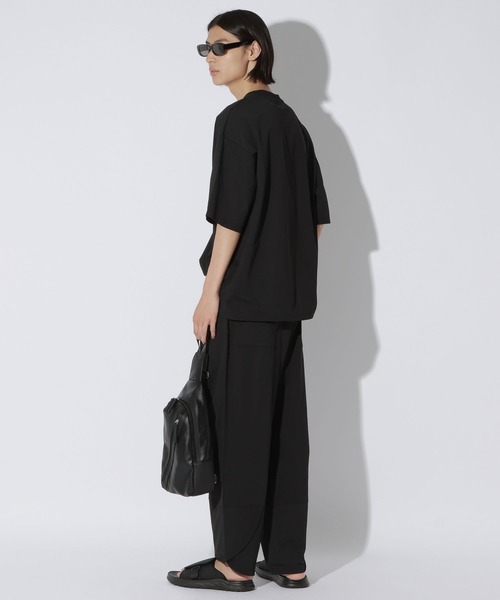 LAKOLE(ラコレ)の「<接触冷感>RXスリットTEE / 896158(Tシャツ/カットソー・メンズ・ネイビー/ブラック/サンドグレー・LARGE/MEDIUM)」の10枚目の写真