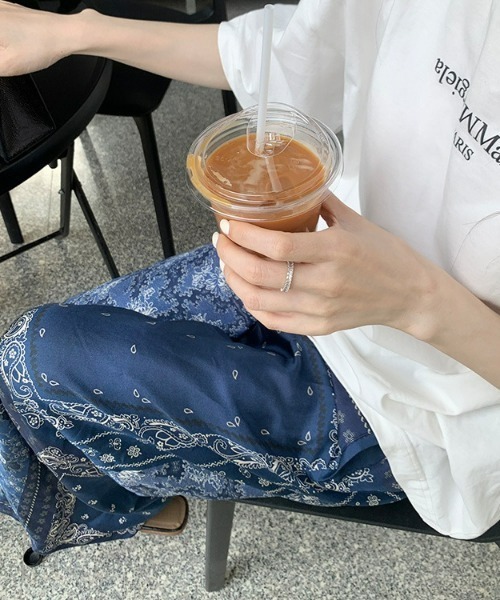 REBALANCE(リバランス)の「カジュアルワイドパンツ(デニムパンツ・レディース・A・FREE)」の3枚目の写真